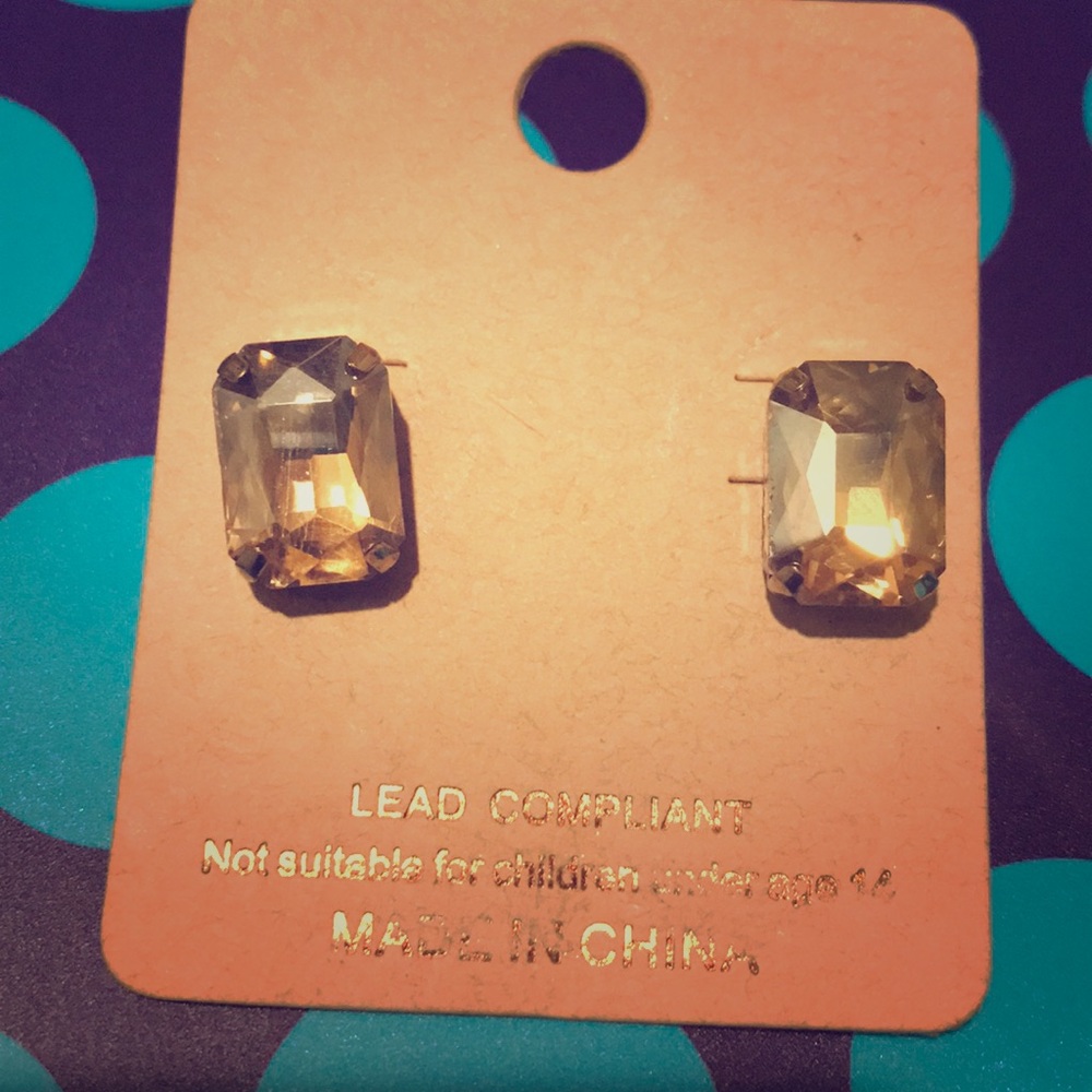 Fashion earrings